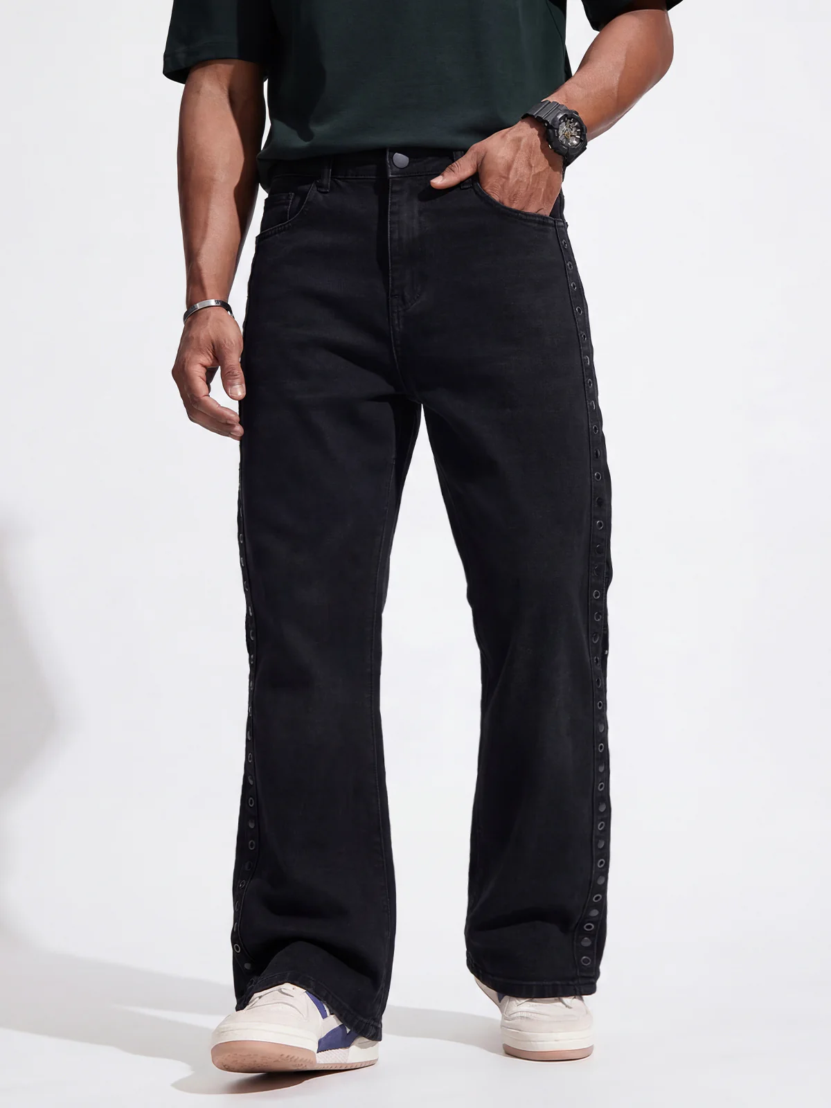 W by Waimea Men's Flare Fit Jeans - Image 7