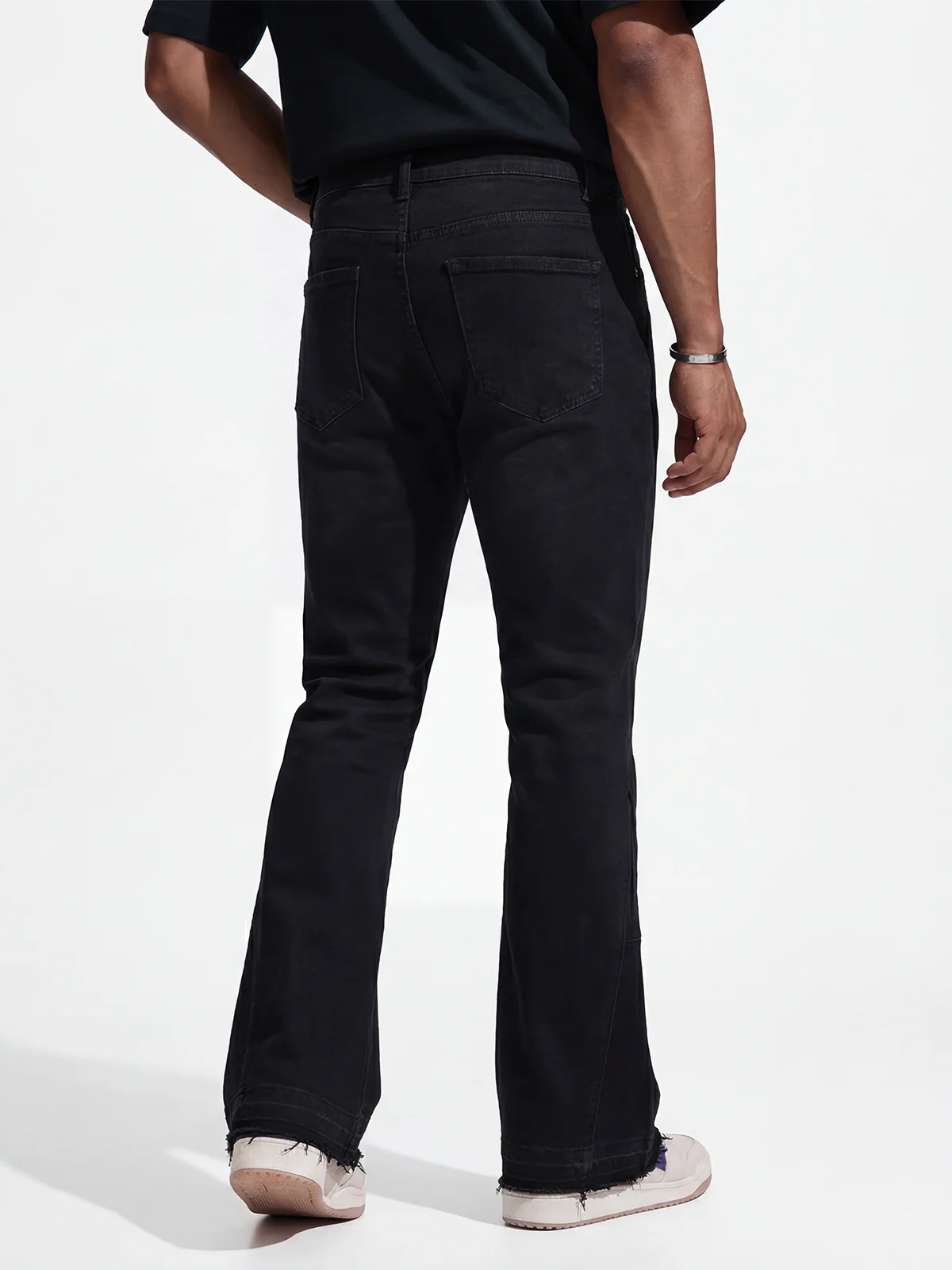 W by Waimea Men's Flare Fit Jeans - Image 14