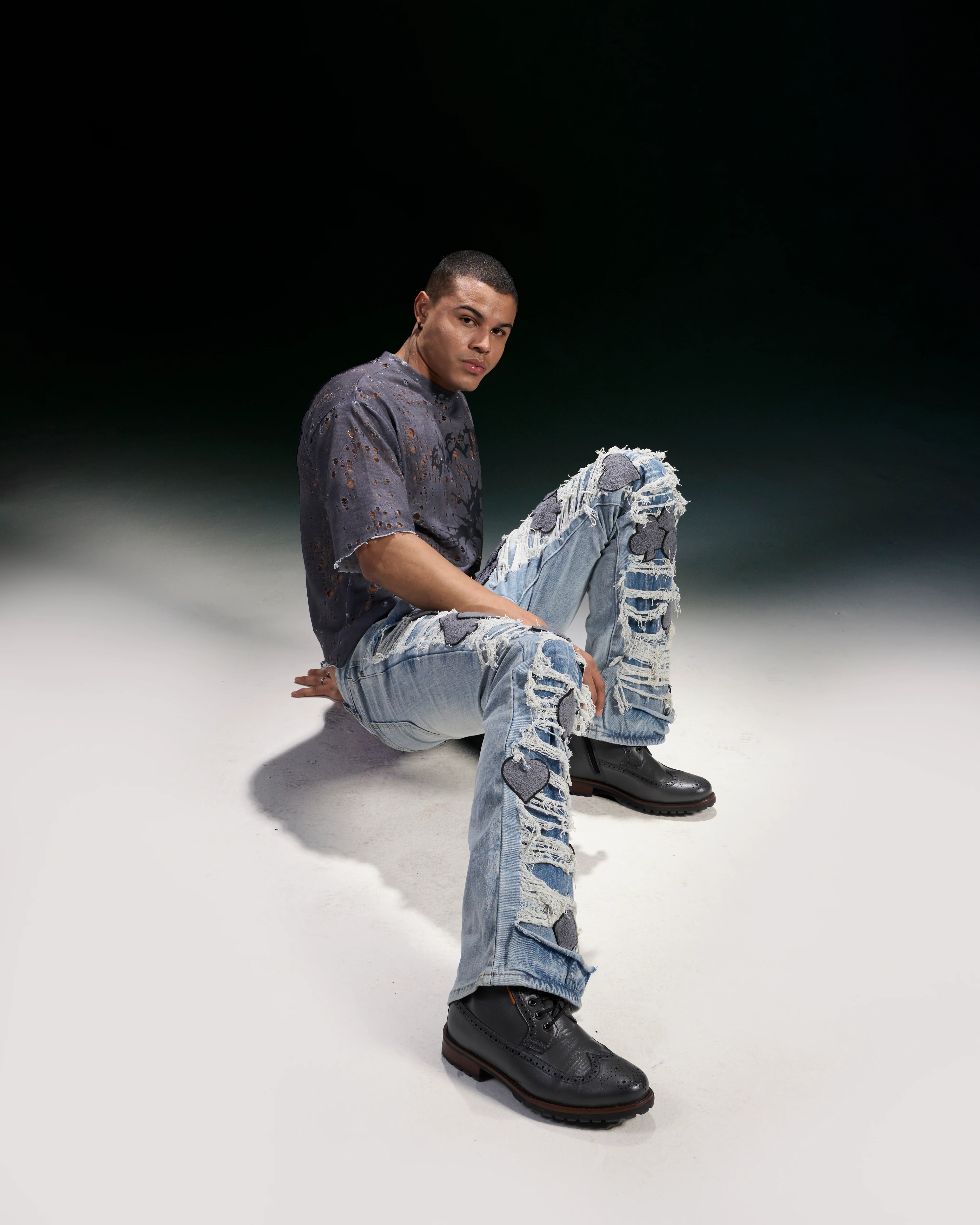 W by Waimea Men's Flare Fit Jeans - Image 3