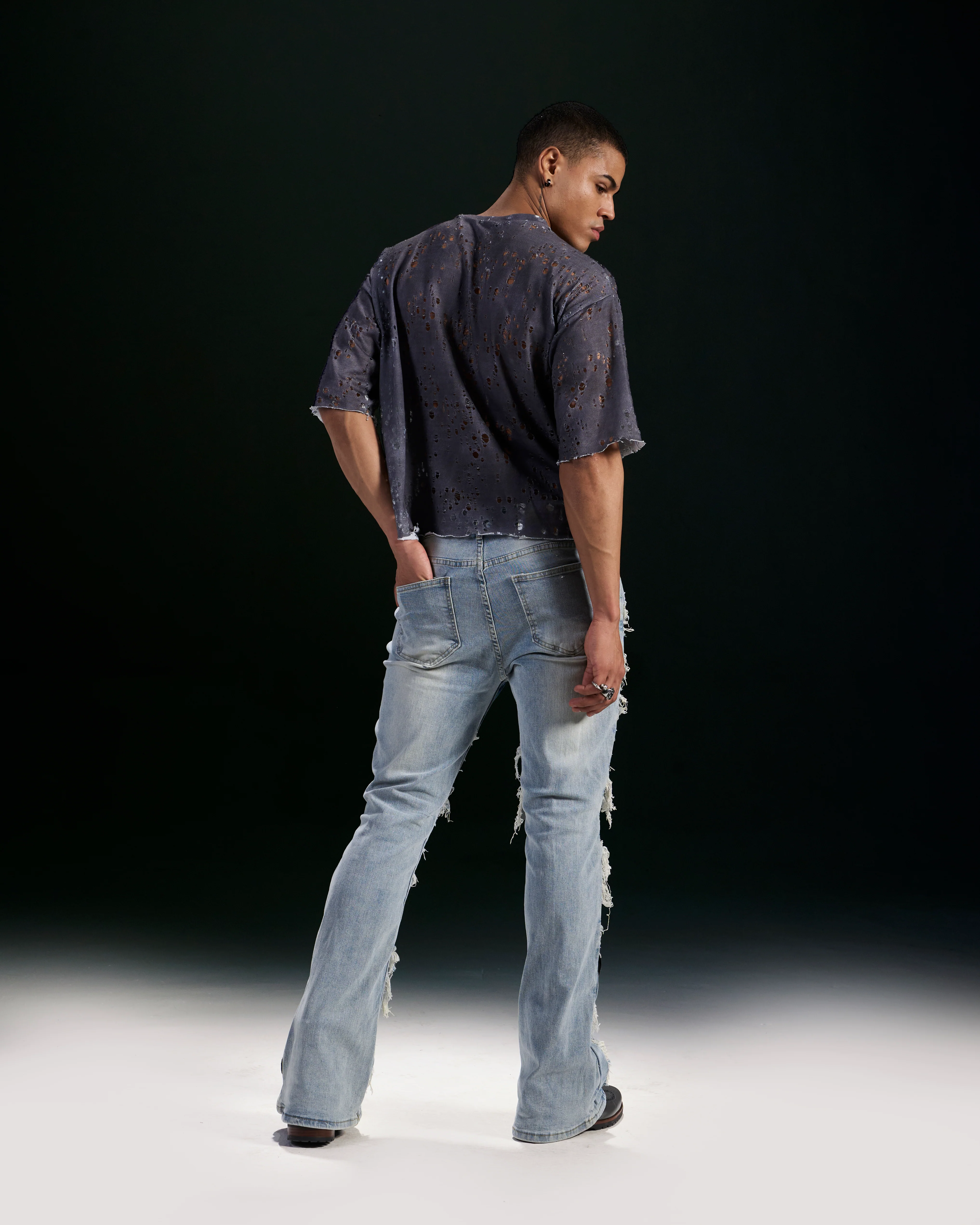 W by Waimea Men's Flare Fit Jeans - Image 4