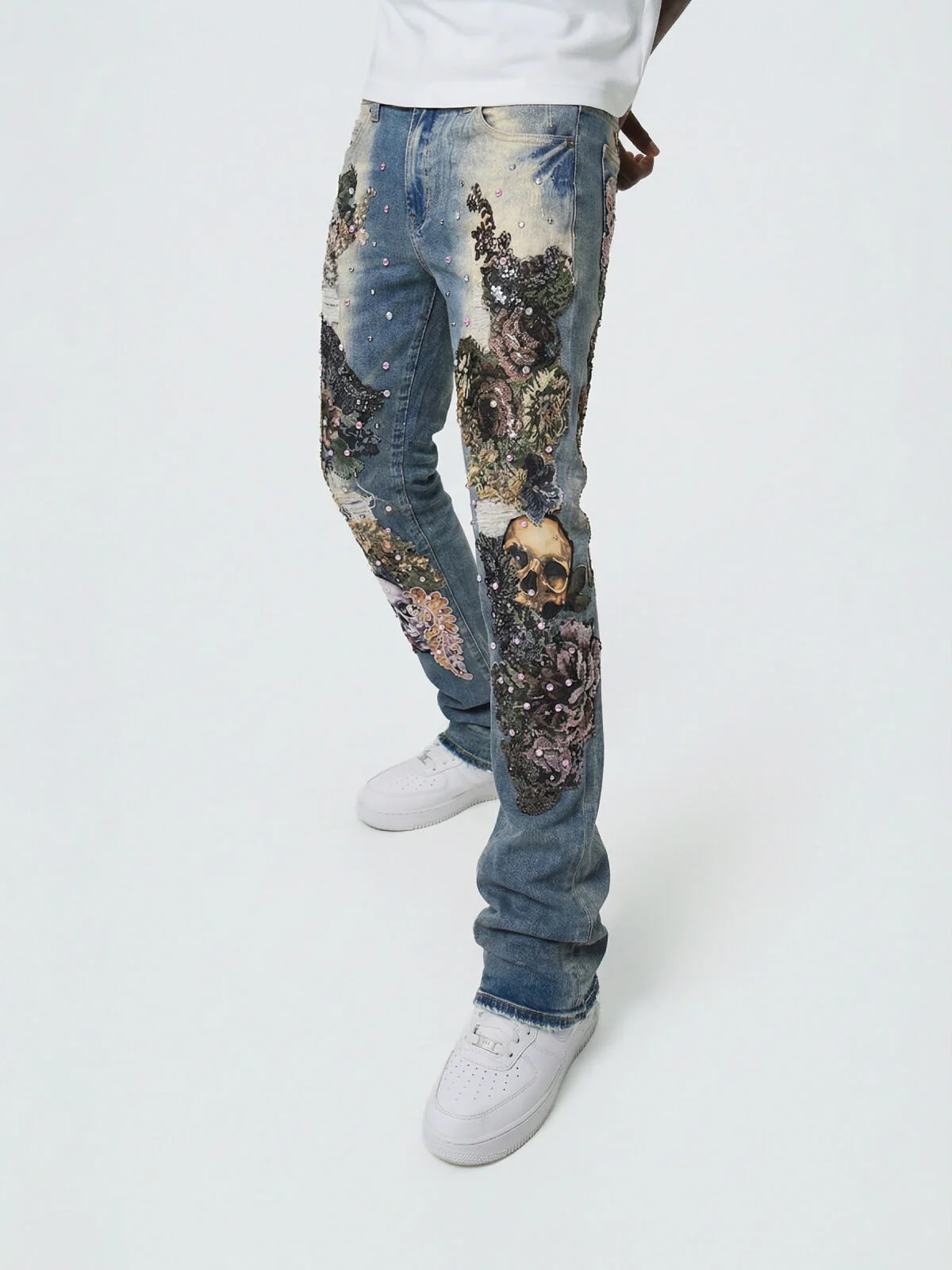 W by Waimea Men's Stacked Fit Jean With Skull & Floral Embroidery - Image 3